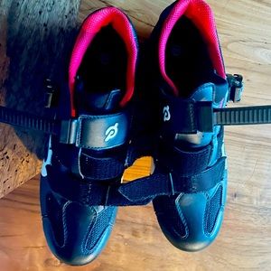 COPY - Peloton shoes 42 men’s 9 women’s 11